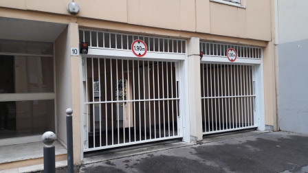 Les portails d'accès aux garages, déc. 2023