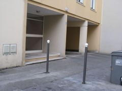 Poteaux trottoir 10 Braille, avr. 2009 Poteaux trottoir 10 Braille